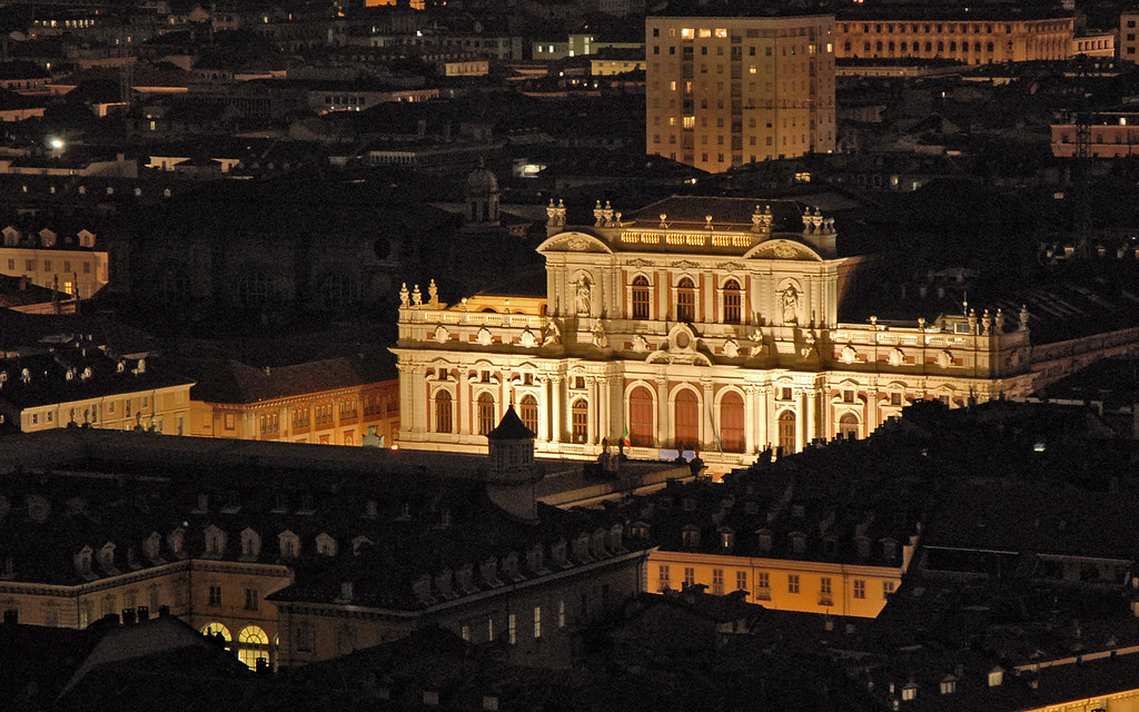 Turin & The Langhe: Chocolate, Royalty & Barolo Hills